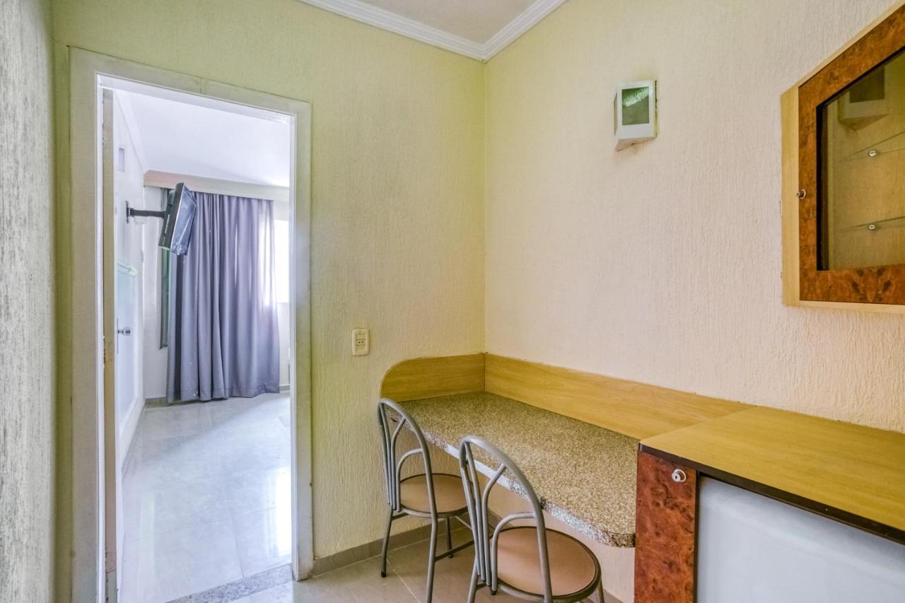 Oyo Nobs Hotel, Sao Joao De Meriti Buitenkant foto